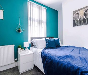 🛏️ Well-Kept HMO with single and double rooms - Photo 6