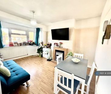 2 bedroom maisonette to rent - Photo 4