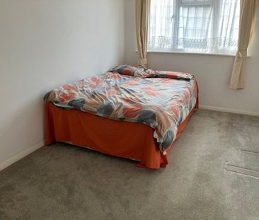 Upper Selsdon Road, CR2, Property for rent - Photo 2