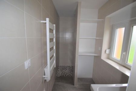 Location Maison 4 pièces 110m² JOEUF 54240 - Photo 2