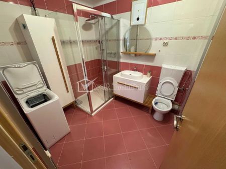 Apartament 2 camere, 2 balcoane, parcare, zona Bună Ziua - Fotografie 4