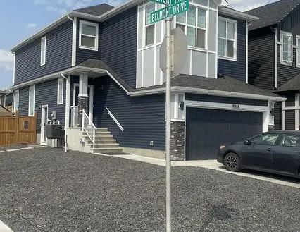 EXECUTIVE 6 BEDROOM HOME IN SOUTHWEST CALGARY with separate entrance suite | 171 Belmont Crescent Southwest, Calgary - Photo 1