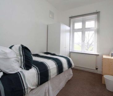 7 bedroom house of multiple occupation to rent - Photo 2