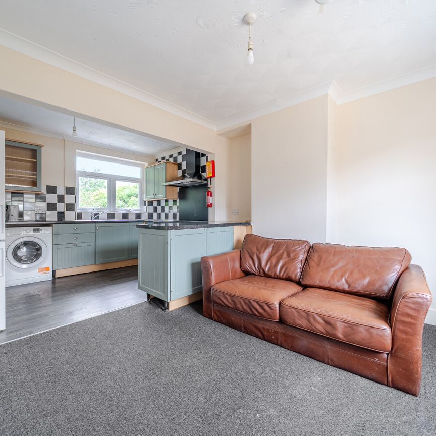 5 bedroom house to rent - Photo 1