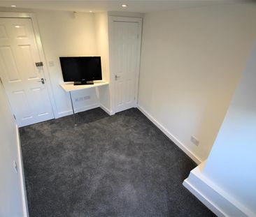 Beechwood Terrace, Burley, Leeds, LS4 2NG - Photo 2