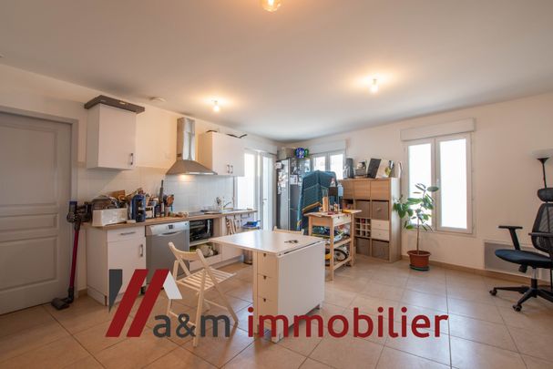 Appartement T2 RDC avec terrasse et 1 parking quartier Laure sur Gignac-la-Nerthe (13180) Laure (13180) - Photo 1