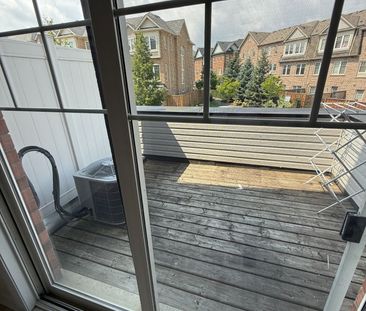 For Lease - 62 Magdalene Crescent, Brampton, Ontario - Photo 4