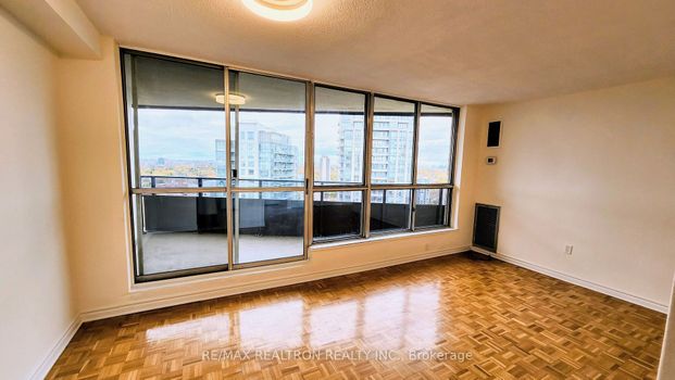 For Lease - 21 Vaughan Road Unit# 907, Toronto, Ontario - Photo 1