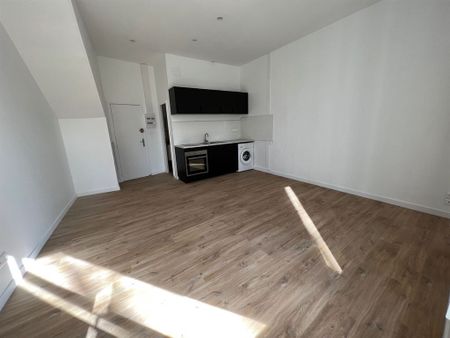 Location Appartement 1 pièce 27m² CHAMALIERES 63400 - Photo 3