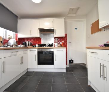 5 bedroom terraced house to rent - Photo 6