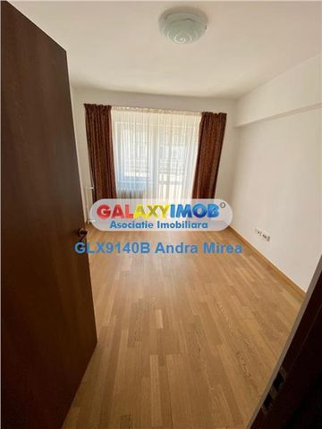 Inchiriere apartament 3 camere Decebal PARTIAL MOBILAT - Fotografie 3