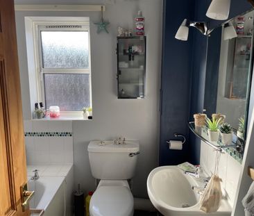 Millbank, Cam - Photo 6