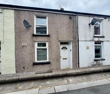 2 bedroom terraced house to rent - Photo 2