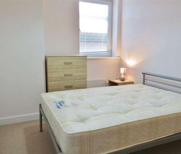 Mead House, Cantelupe Road, East Grinstead, West Sussex, RH19 - Photo 1