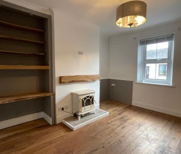 3 bedroom terraced house to rent - Photo 3