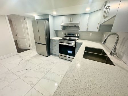 For Lease - 88 Wigmore Drive Unit# Lower, Toronto, Ontario - Photo 2