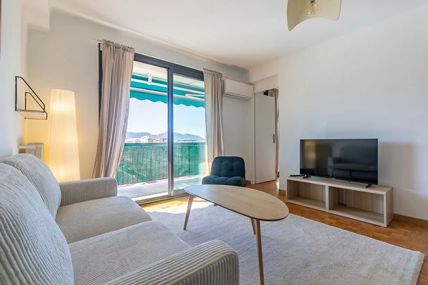 Location Appartement 4 pièces 70m² MARSEILLE 10ème - Photo 1