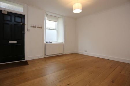 4 bedroom house to rent - Photo 2