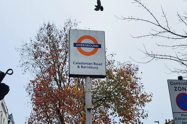 Caledonian Road - Photo 1