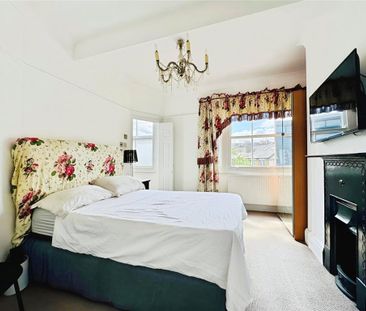 3 bedroom maisonette to rent - Photo 2