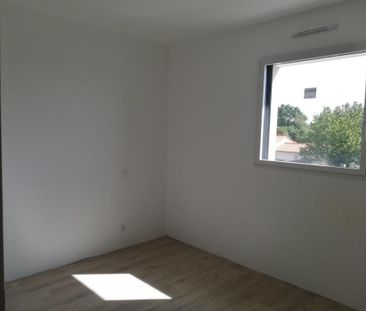 Location Maison 5 pièces 91m² - Photo 4