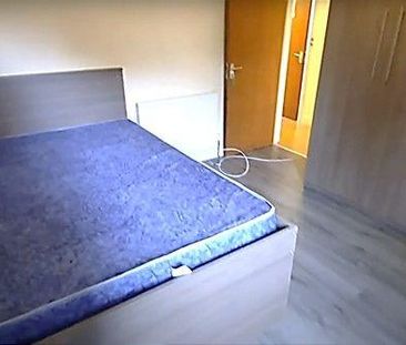 5 bedroom apartment to rent - Photo 1