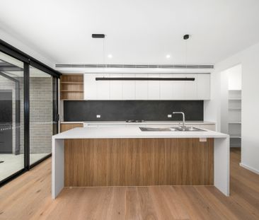 1/60 Maidstone Street, Altona VIC 3018 - House For Rent | Domain - Photo 5