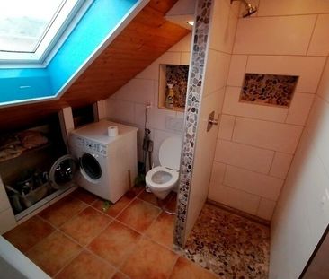 APPARTEMENT 21/2 PIÈCES MANSARDÉ À BÂLE - ISELIN, MEUBLÉ, TEMPORAIRE - Foto 1