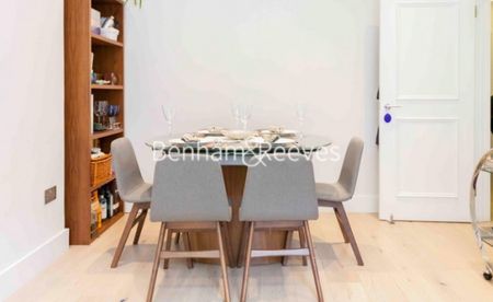 3 Bedroom flat to rent in Goldhurst Terrace, South Hampstead, NW6 - Photo 5