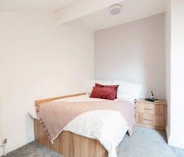1 bedroom in a house share to rent - Photo 4