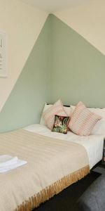 8 bedroom house to rent - Photo 4