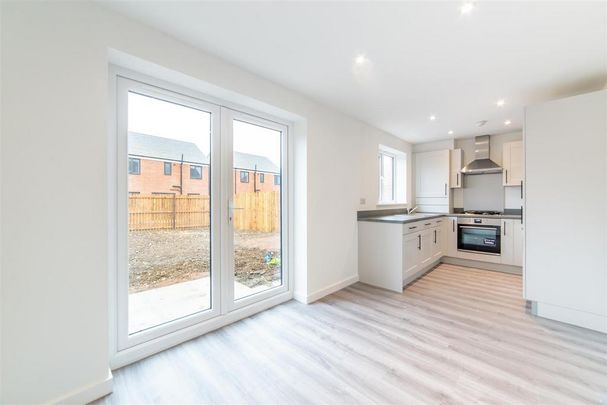 3 bedroom detached house to rent - Photo 1