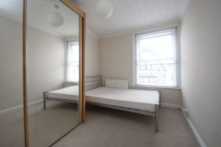 Student Apartment, Bournemouth Town Centre - Photo 2