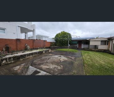 9 Wildman Avenue, Liverpool, NSW 2170 - Photo 3