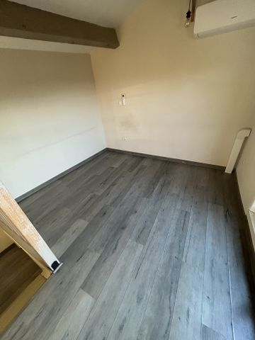 Location Appartement 3 pièces 73m² AURIOL 13390 - Photo 3