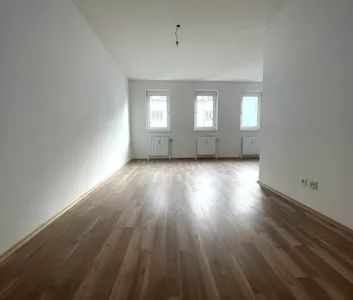 Helle 3-Zimmer Wohnung mit Loggia in 1120 Meidling - Photo 1