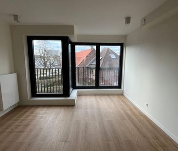 Appartement te huur - Foto 1