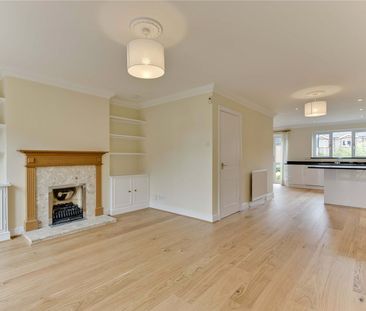 Thames Ditton, Surrey, KT7 - Photo 2
