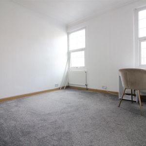 Lower Boston Road, London - Photo 2