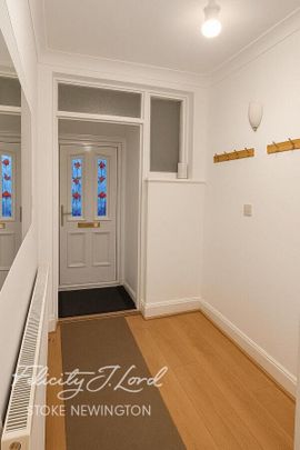 4 bedroom terraced house to rent - Photo 1