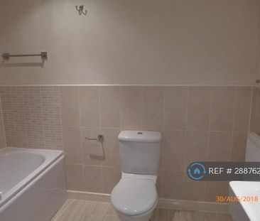 2 bedroom terraced house to rent - Photo 3