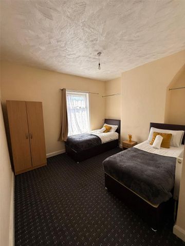 2 bedroom terraced house to rent - Photo 5