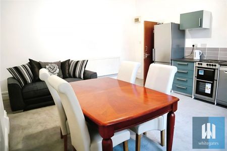 Trinity Street, Huddersfield, HD1 - Photo 5