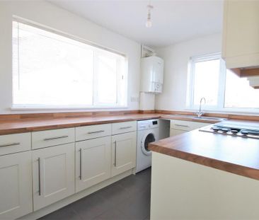 2 bedroom maisonette to rent - Photo 6