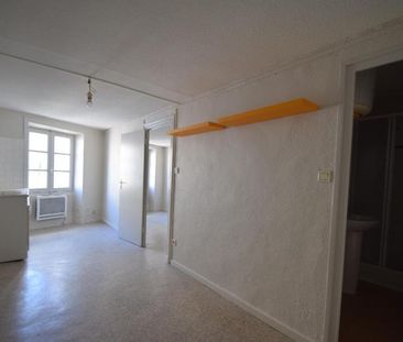 Location Appartement 2 pièces 27m² AUBENAS 07200 - Photo 4