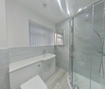 Spenser Close Warsash Southampton SO31 9GR - Photo 5