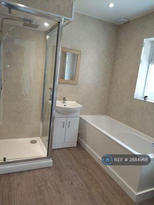 2 bedroom maisonette to rent - Photo 1