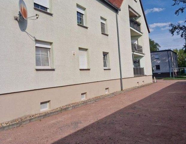 Individuelle und frisch renovierte Dachgeschosswohnung mit Charme! - Foto 1