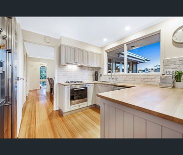 2 Belvedere Avenue, Wheelers Hill, Vic 3150 - Photo 5
