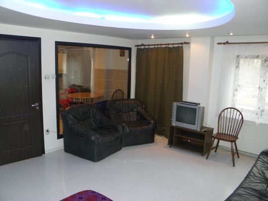 Inchiriez garsoniera decomandata parter Brazda, zona RENDEZ VOUS - Fotografie 1